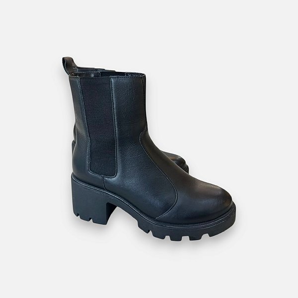 BOTA BEATRIZ
