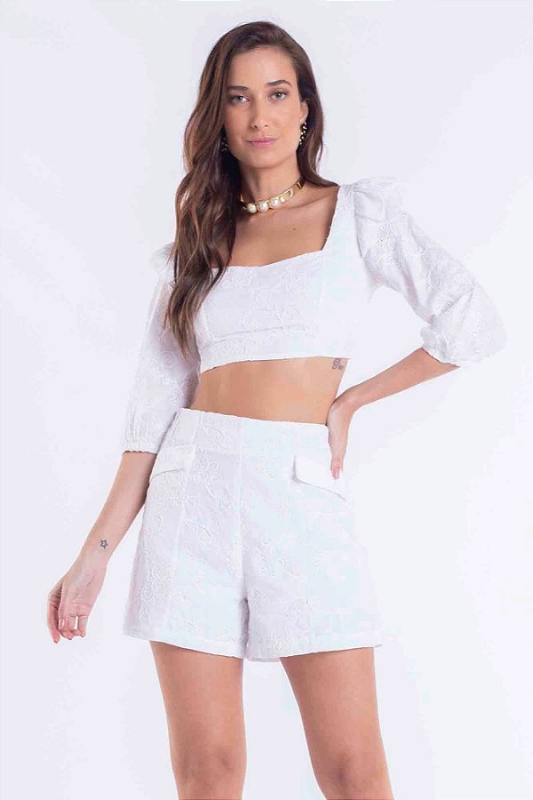 SHORTS ALGODÃO BORDADO COM LAPELA