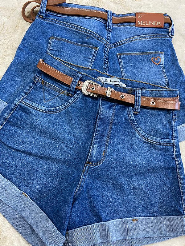 Shorts Hot Mom Carla