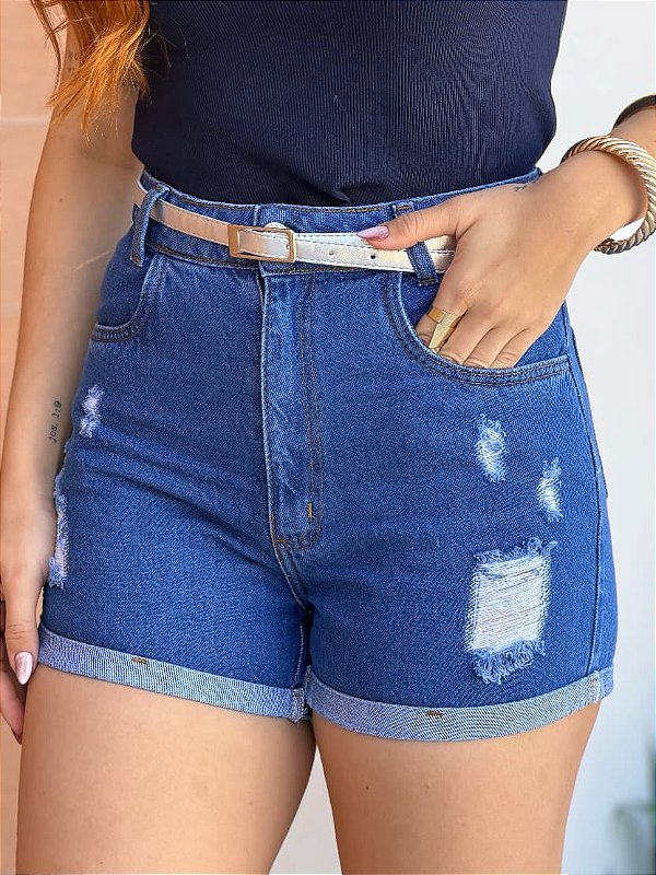 Short Jeans Mom Destroy com Cinto