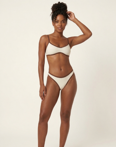Biquíni Prainha Top Reto Off White Duo Marrom