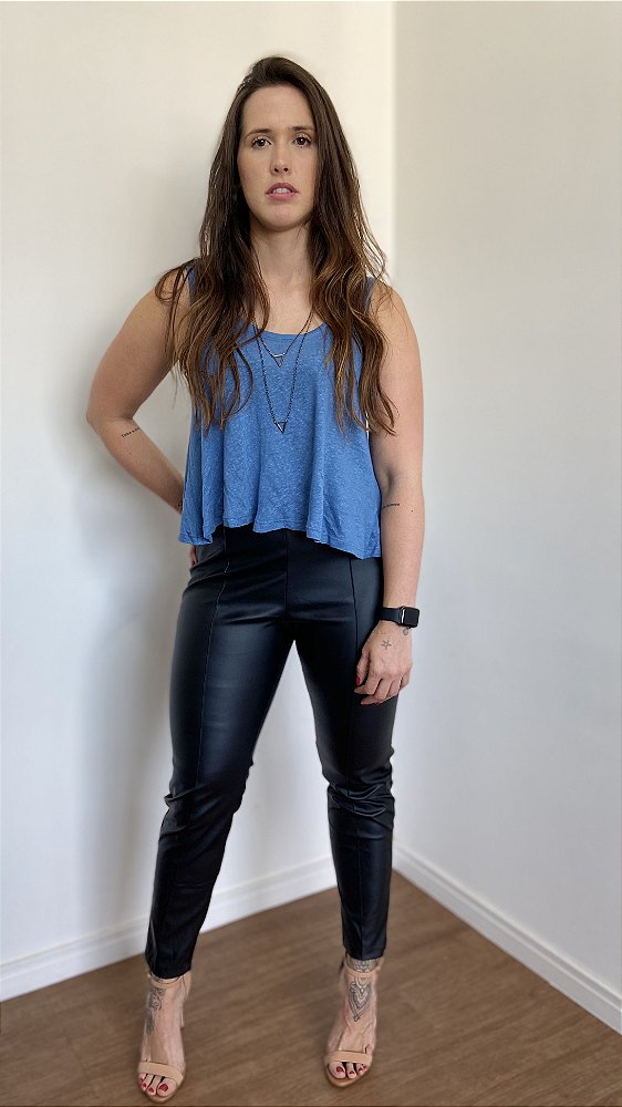 calça de couro cintura alta