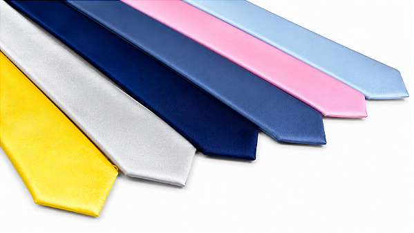 Gravatas Lisas Premium T&C – Elegância Minimalista e Sofisticação Executiva