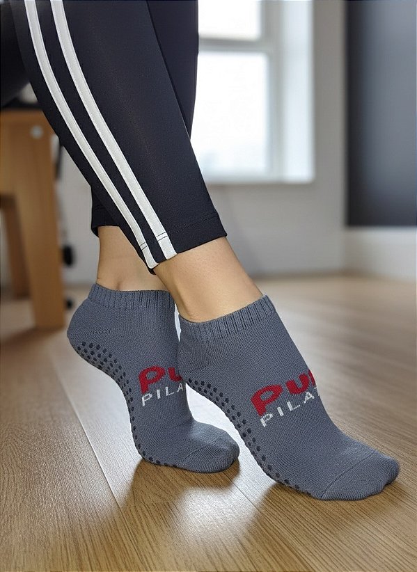 Meia Antiderrapante Logo - Cano Curto Cinza