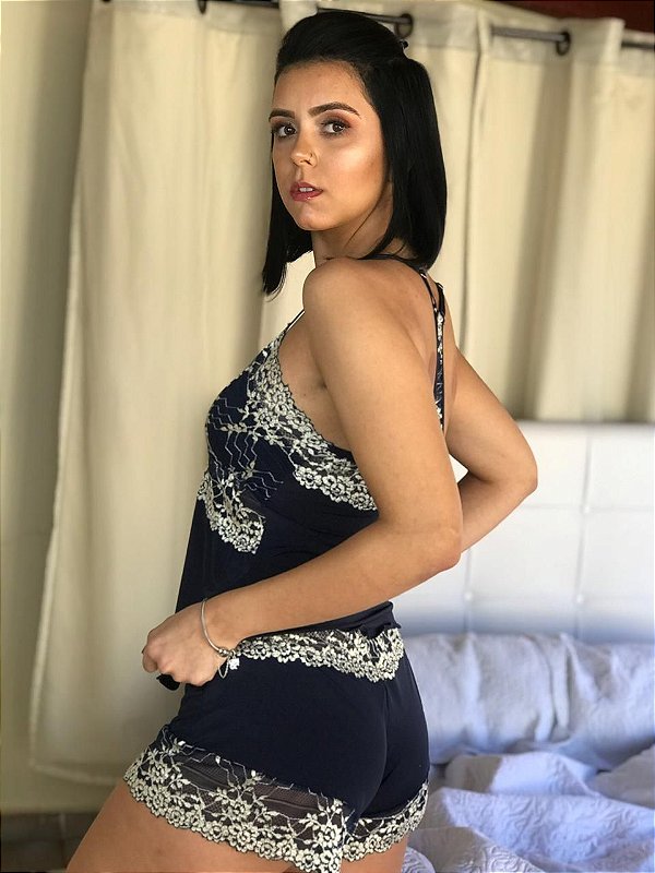 Pijama Sabrina Short Doll Renda Bordada