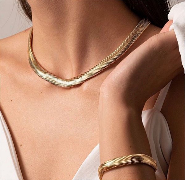 Pulseira Correntaria Malha Lacraia/Salamandra Semijoia Banhada a Ouro 18K