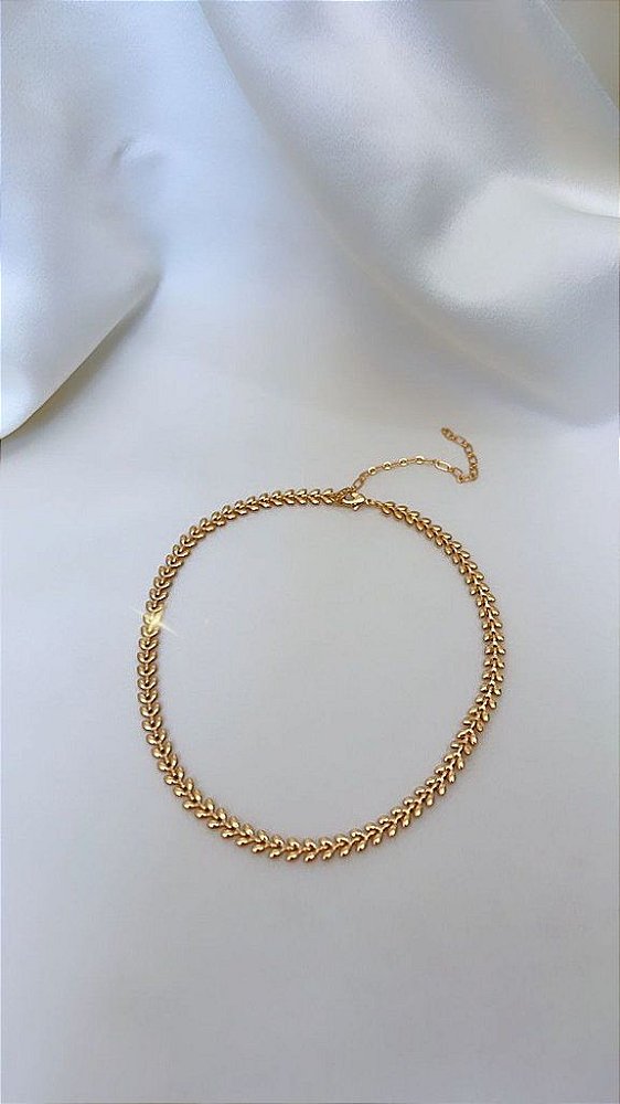 Colar Chocker Folha Escamas Semijoia Banhada a Ouro 18K