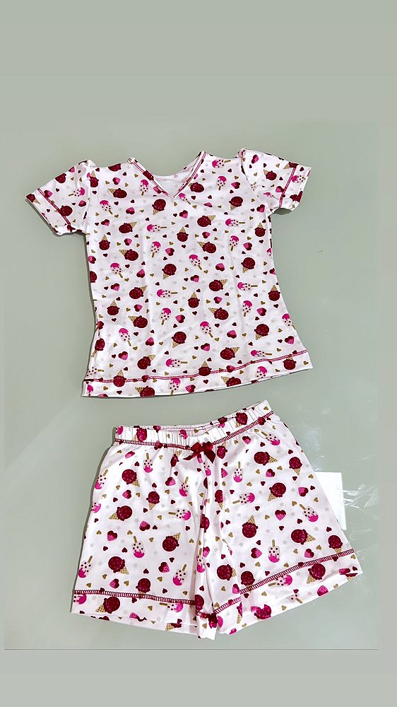 Pijama Infantil Manga Curta Princesa de Sorvetinho e Corações/ Rosa e Branco / em Tecido Modal