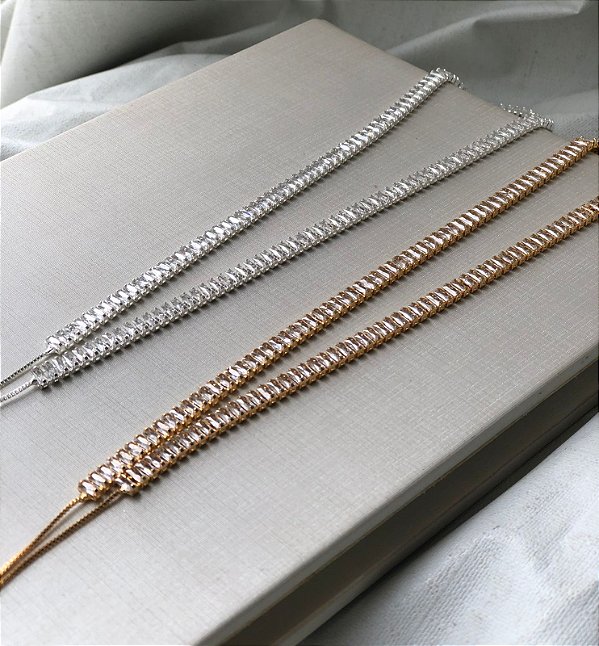 Colar Riviera Gravatinha  Ajustavel Cravejado em Zircônias Baguetes Cristal Chocker - Banho Prata 925 ou  Banhado a ouro 18K - Semijoias