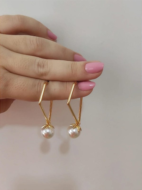 Brinco Argola Geometrica Fina Com Perola  - Semijoia Banhada a Ouro 18K
