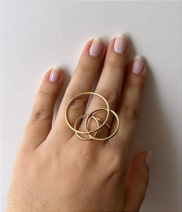Anel Três Círculos Ajustável – Semijoia Banhada a Ouro 18k
