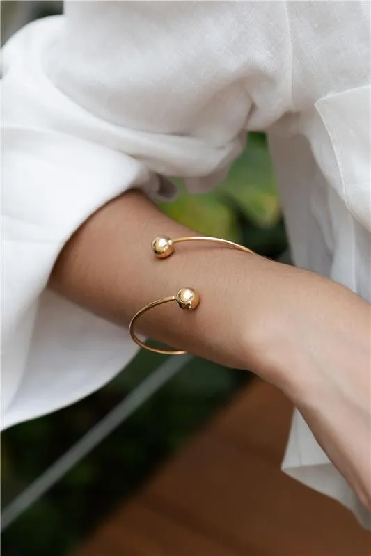 Bracelete 2 Bolas Ajustável Dourado – Elegante e Minimalista - Semijoia Banhada em Ouro 18K