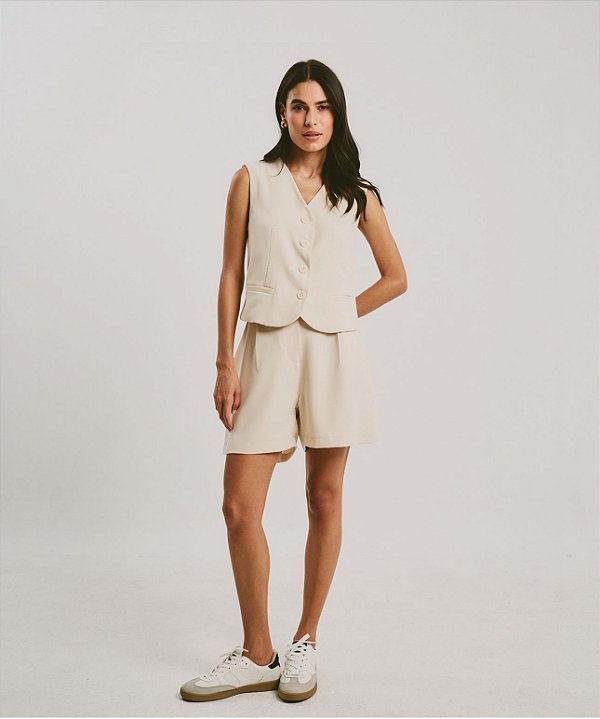 SHORT THAÍS CASCA DE OVO
