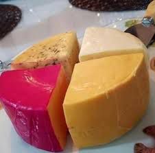 Queijo 4 em 1 ( Meia Cura - Prato Coboco - Golda - Meia Cura Condimentado ) 500g