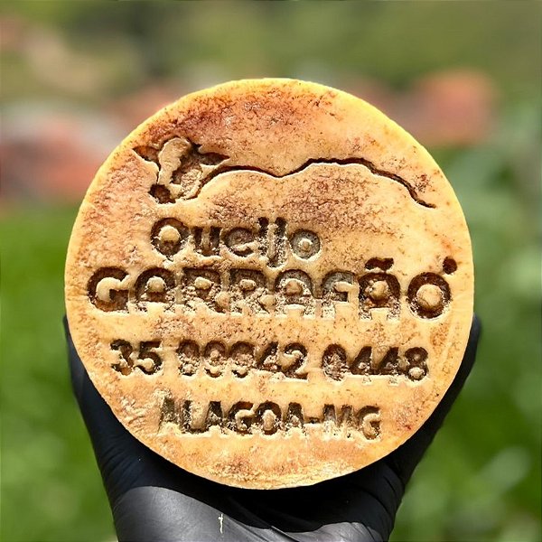 Queijo Alagoa Fazenda Garrafão 900g Maturação de 3 Meses