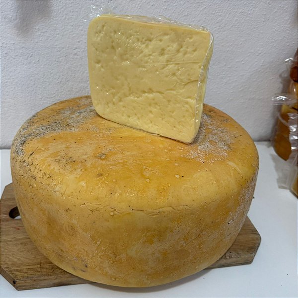 Queijo Alagoa Cunha 900g Fazenda Garrafão 3 Meses de Maturação