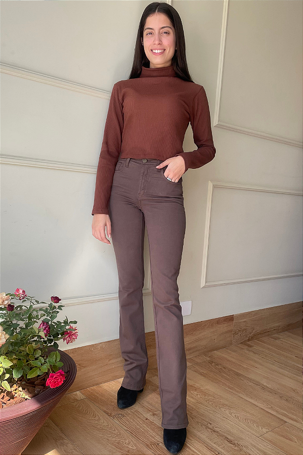 Calça Boot Cut Petra - Sarja Marrom