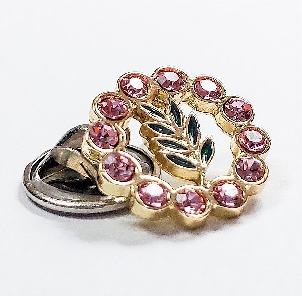 Pin Broche Acácia Strass Rosa