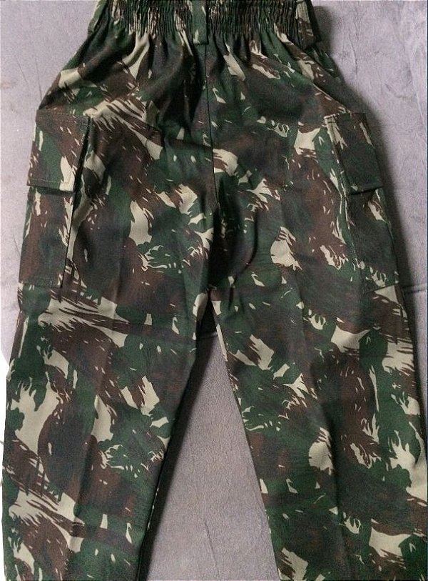 calça camuflada do exército