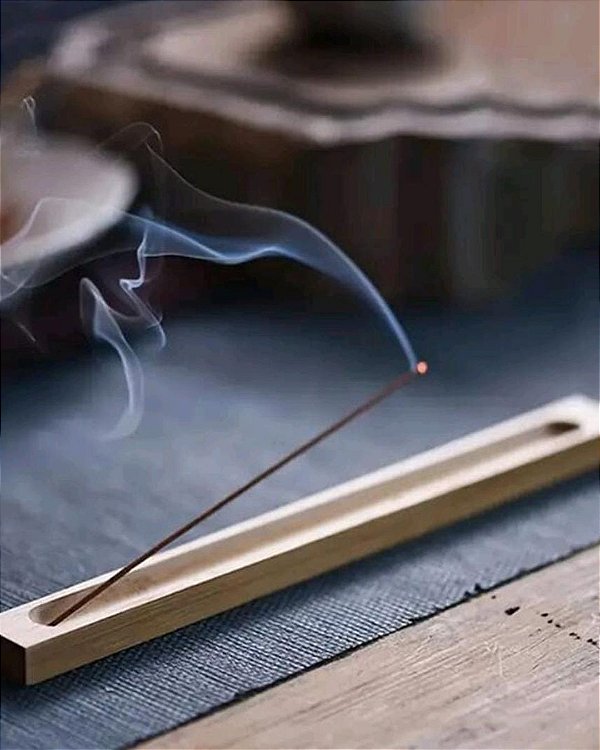 Incensário Minimalista – Brisa de Cedro