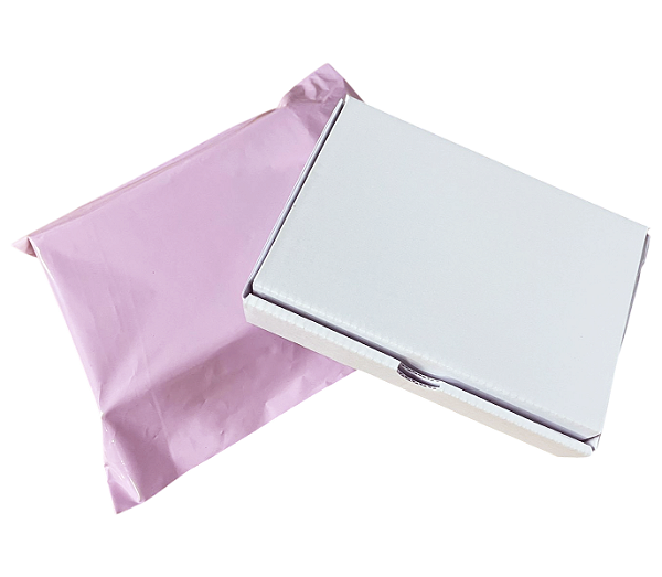 Kit 10 Caixas de Papelão Branco 16x11x3 + 10 Envelopes de Segurança Rosa Claro 19x25