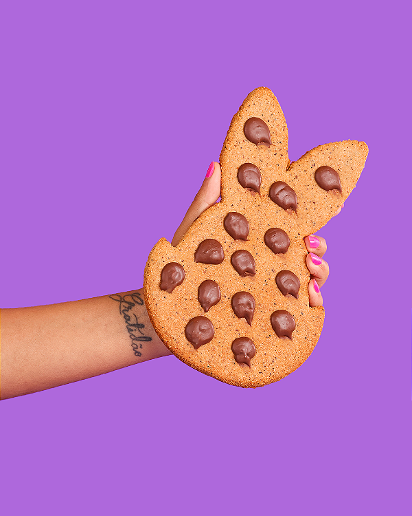 Coelho de Cookie Gigante Com Gotas de Chocolate Preto 180g – Zero Açúcar, Zero Póliol, Zero Glúten, Zero Lácteos, Low Ca