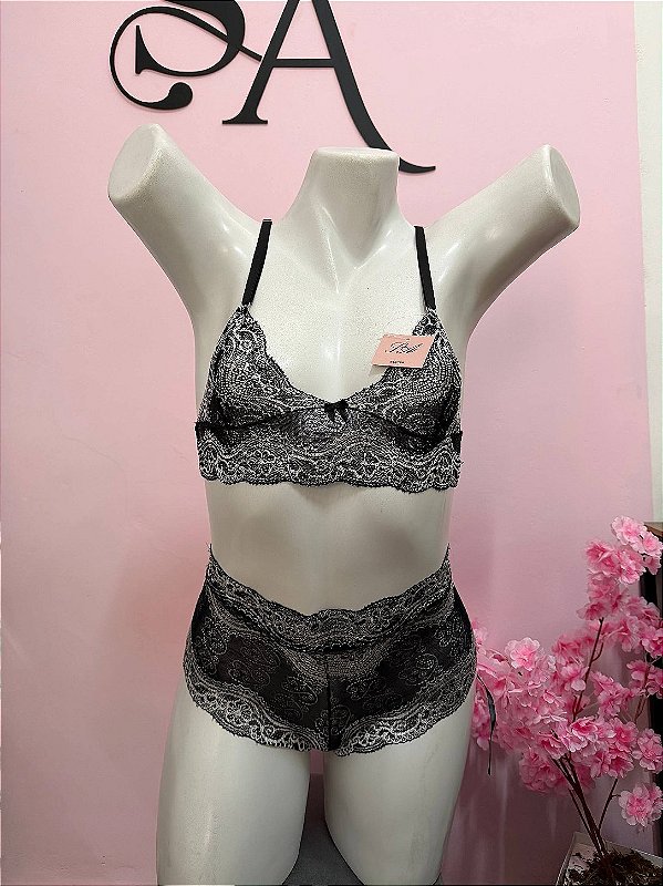 Conjunto Lingerie Sexy sem Bojo e Calcinha Rendada Estilo Shortinho com Amaração em X Lacradora