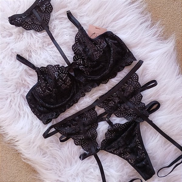 Conjunto Lingerie Love Preto com Cinta Liga e Gargantilha