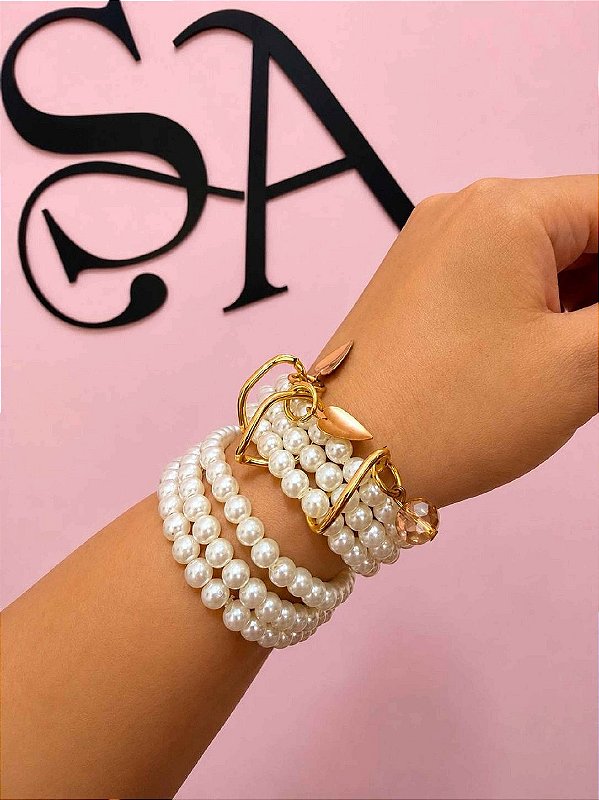 Conjunto de Pulseiras de Perola e Pingente de coração