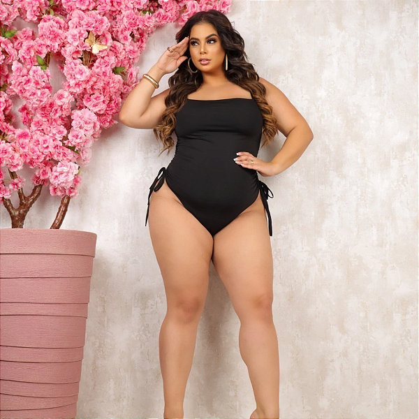 Maiô Búzios Preto Plus Size