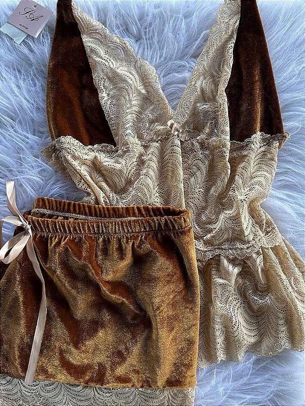 Pijama Veludo Luxo Plus Size Bege