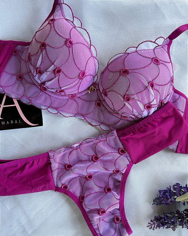 Conjunto Lingerie Odalisca e tule e Bordado