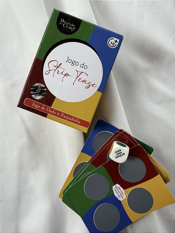 Jogo Do Strip Tease Diversão Ao Cubo