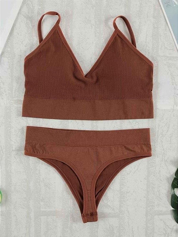 Conjunto Canelado Confort Top com bojo calcinha fio Marrom