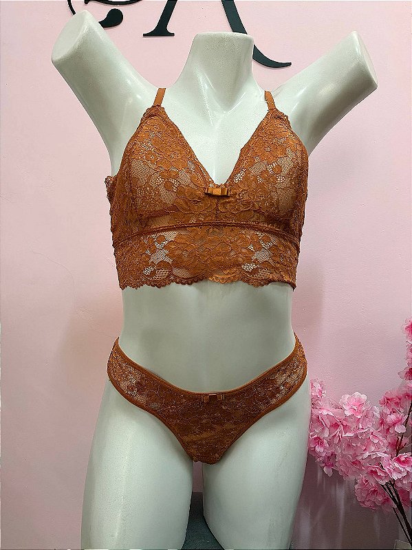 Conjunto Lingerie Desejada com Bojo e Calcinha Fio Duplo em Renda Terracota