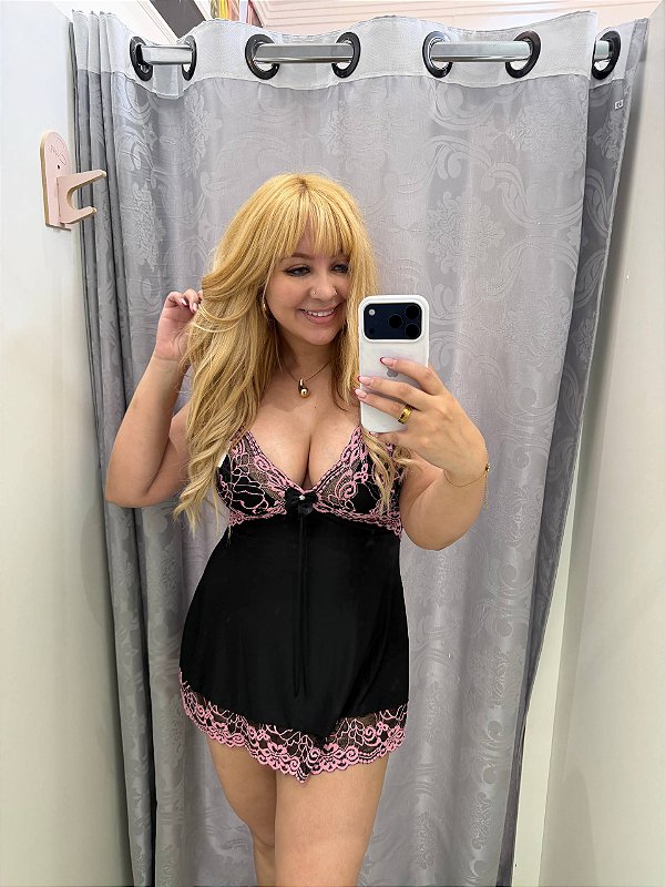 Camisola Mayra em renda Preto com Rose