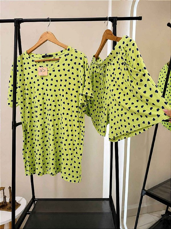 Pijama de Verão Feminino Loungewear Estampa de Mini Corações e Cós Elastico Verde