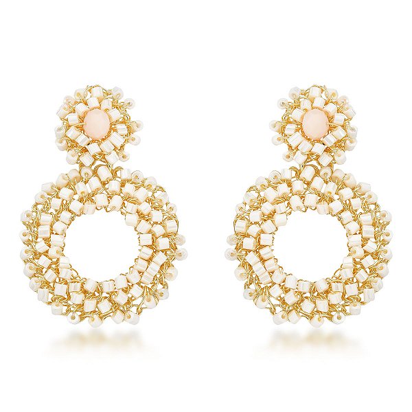 Brinco Crochê Liz Pérolado Semijoia Banho de Ouro 18k