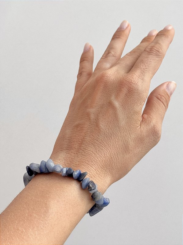 Pulseira de Quartzo Azul - Paciência, Comunicação, Medos, Sabedoria e Compreensão