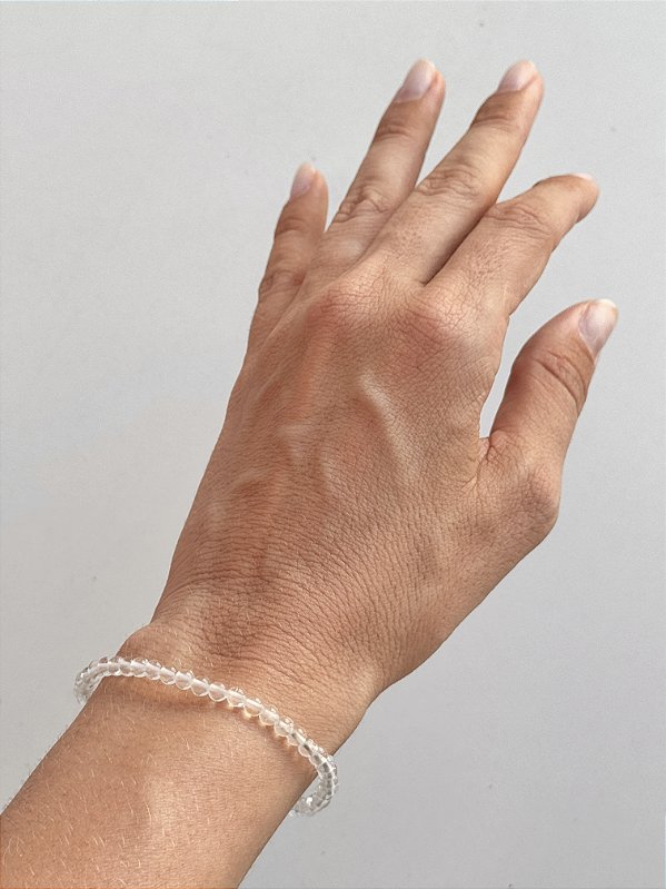 Pulseira de Quartzo Cristal 4mm - Intensificador, Iluminação e Energização