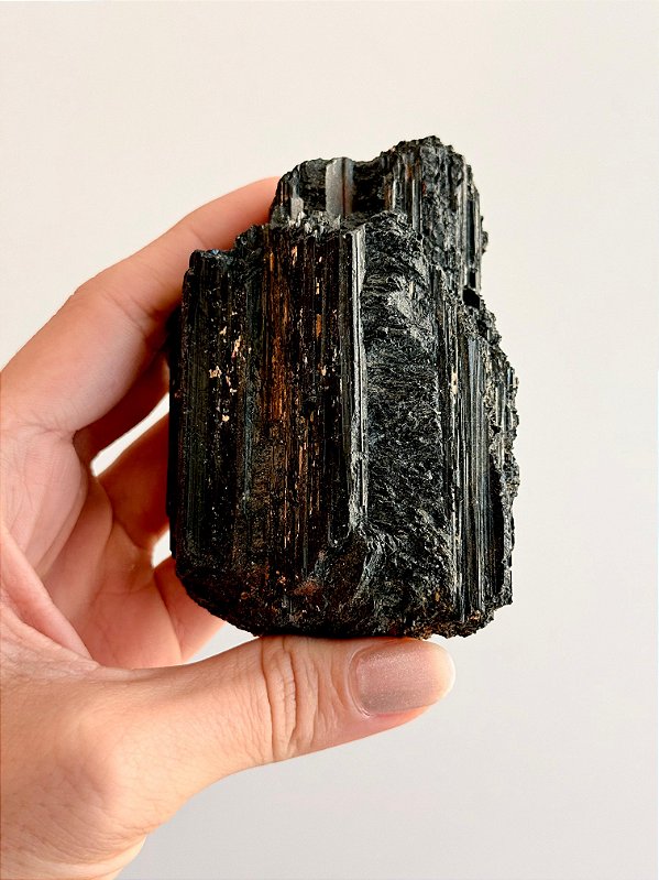 Turmalina Negra de Ambiente M 301 a 500g - Proteção Energética e Espiritual, Inseguranças e Soluções