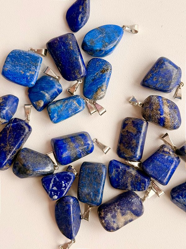 Pingente de Lápis Lazúli Rolado - Dom, Propósito, Objetividade; Estimula Inteligência; Capta Mensagens Espirituais