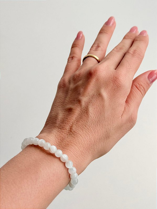 Pulseira de Selenita Redonda 6mm - Limpeza Energética; Paz de Espírito; Cansaço Mental e Dores