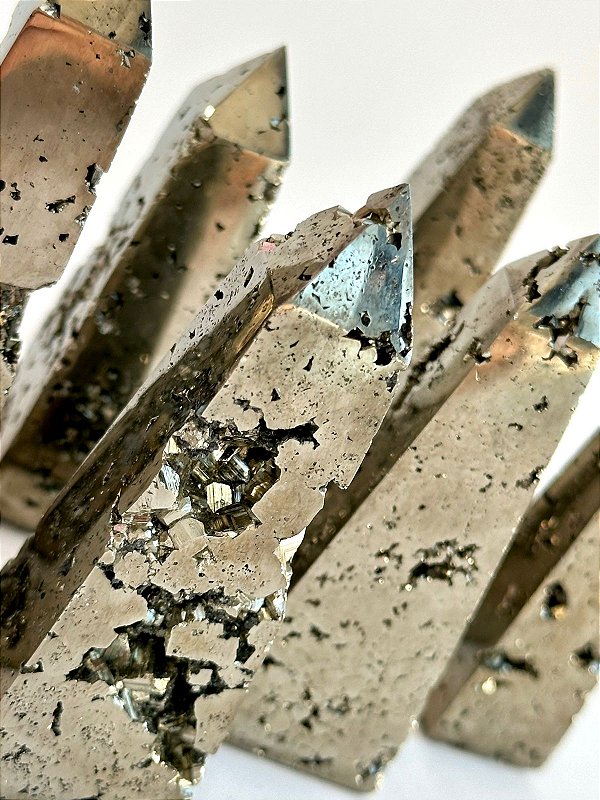 Ponta Obelisco de Pirita - Desbloqueio de Prosperidade, Novas Ideias e Oportunidades