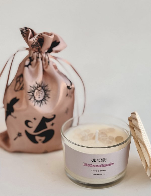 Vela Aromática Autocuidado - Aroma Leve de Cravo e Canela; Com Quartzo Rosa