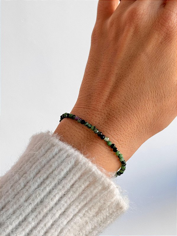 Pulseira Multifacetada 3mm de Zoisita com Rubi - Paixão pela Vida; Sucesso; Decisões