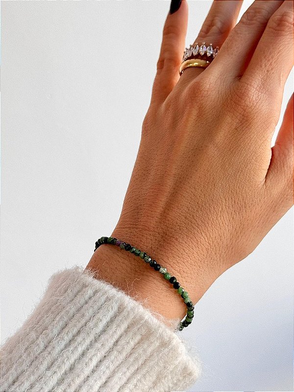 Pulseira de Zoisita com Rubi 3mm Multifacetada - Paixão pela Vida; Sucesso; Decisões