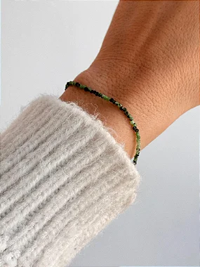 Pulseira de Zoisita com Rubi 2mm Multifacetada - Paixão pela Vida; Sucesso; Decisões