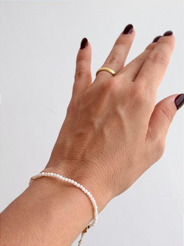 Pulseira de Madre Pérola Redonda 2mm Multifacetada - Amor Universal, Proteção e Riqueza