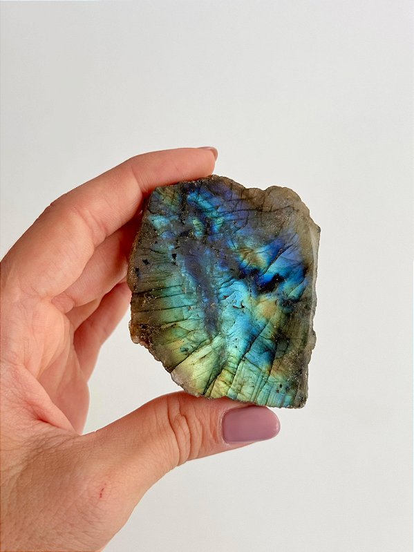 Labradorita Lapidada G - Qualidade Especial  - Pedra da Magia; Quem é você; Conexão Espiritual